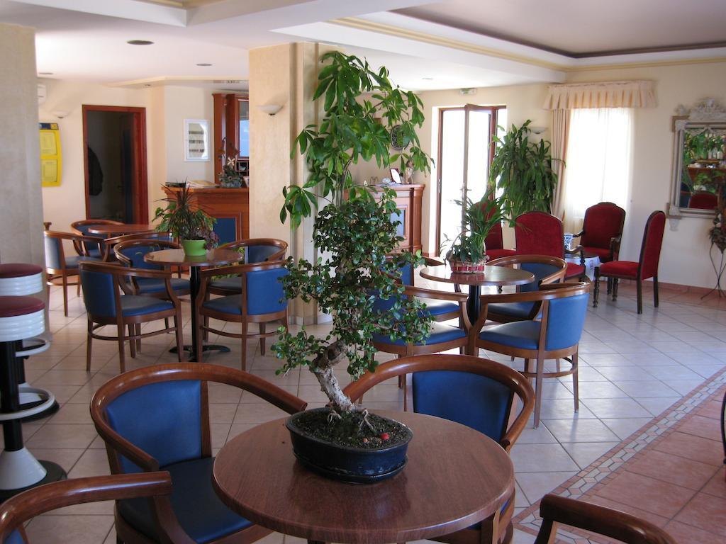 Blue Sea Hotel Apartments Rethymno Exterior foto